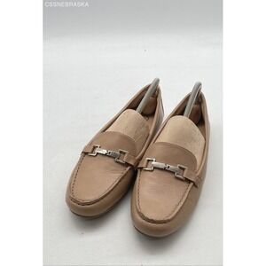 Calvin Klein Beige Women's Leanna Loafer Flat - Size 9.5M